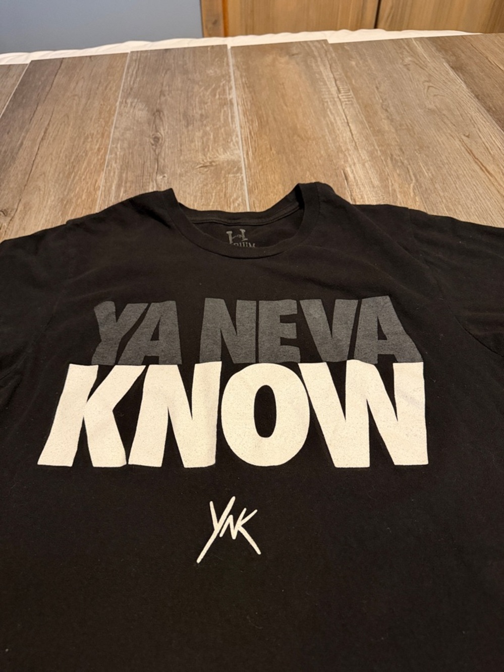 4 The Homies Ya Neva Know Black Graphic Tee - Picture 3 of 4